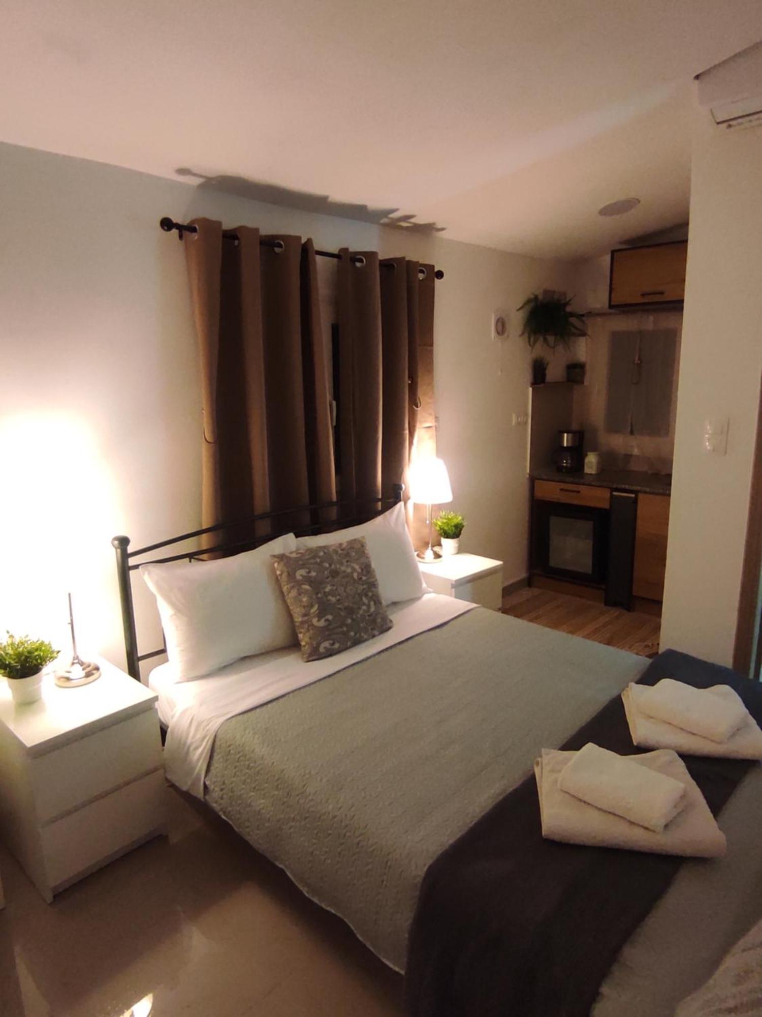 Johnson House Apartment ราฟีนา ภายนอก รูปภาพ