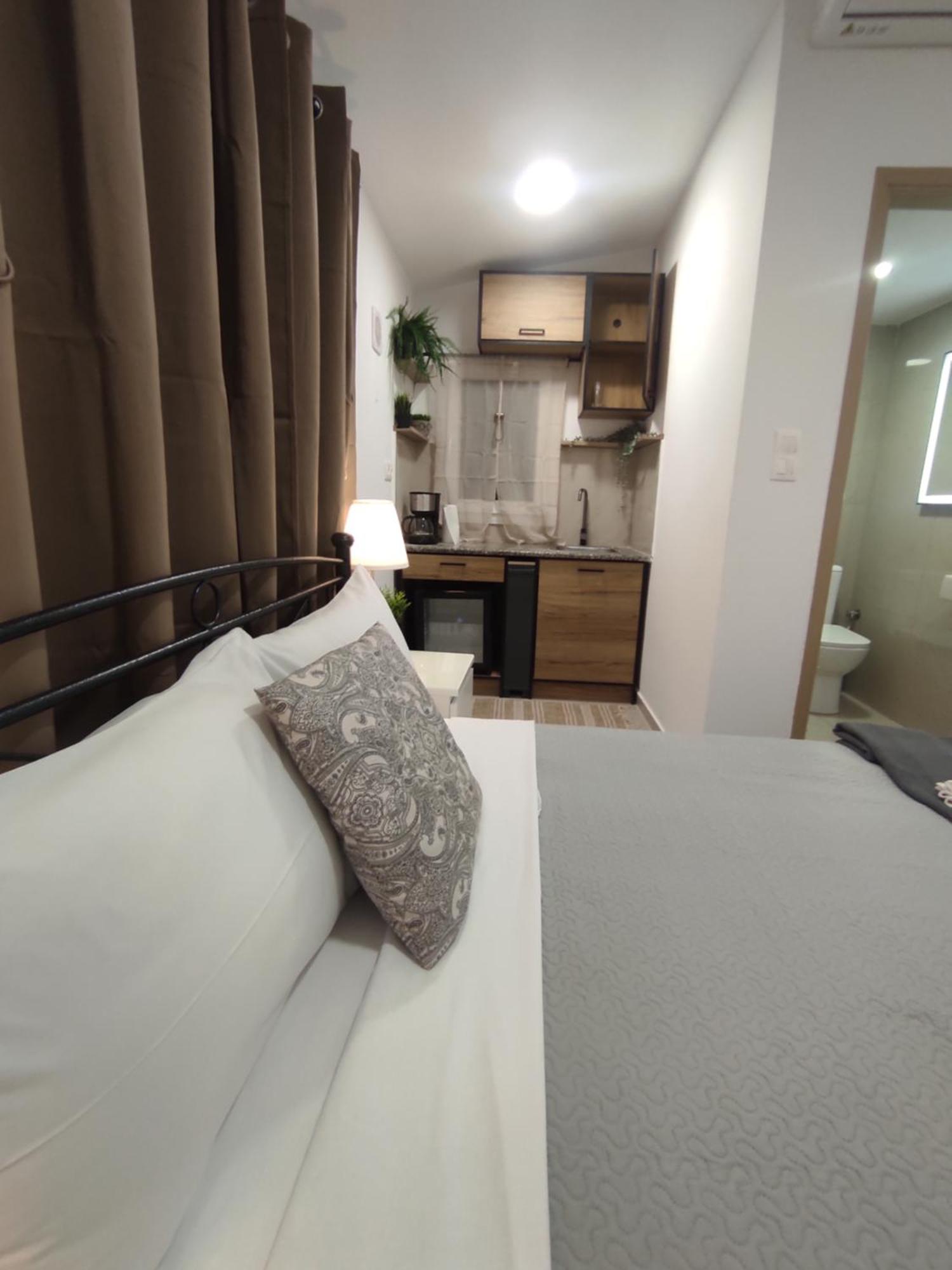 Johnson House Apartment ราฟีนา ภายนอก รูปภาพ