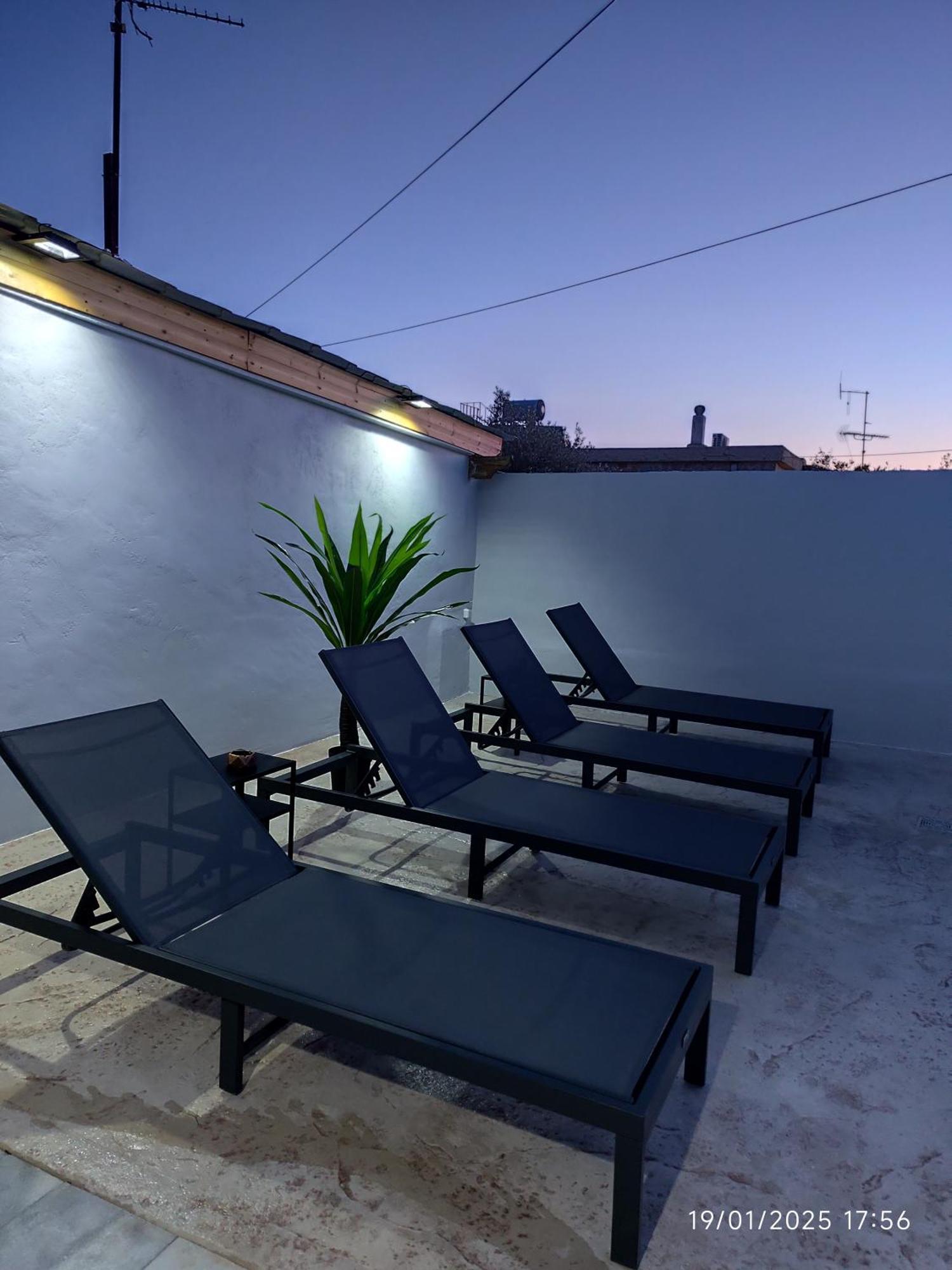 Johnson House Apartment ราฟีนา ภายนอก รูปภาพ