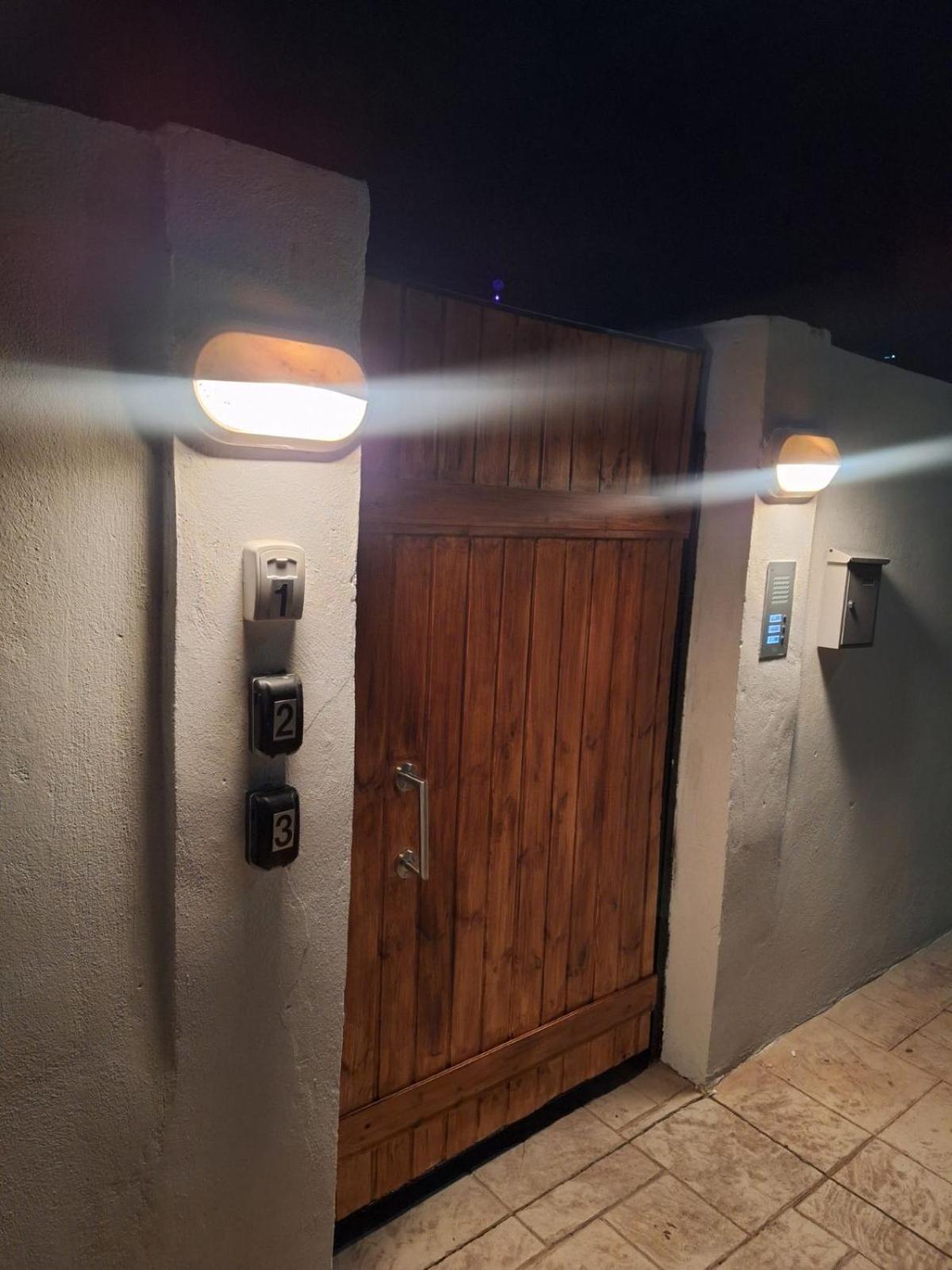 Johnson House Apartment ราฟีนา ภายนอก รูปภาพ